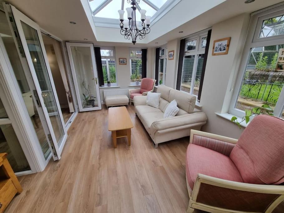 Charming Coastal Bungalow Cayton Zewnętrze zdjęcie