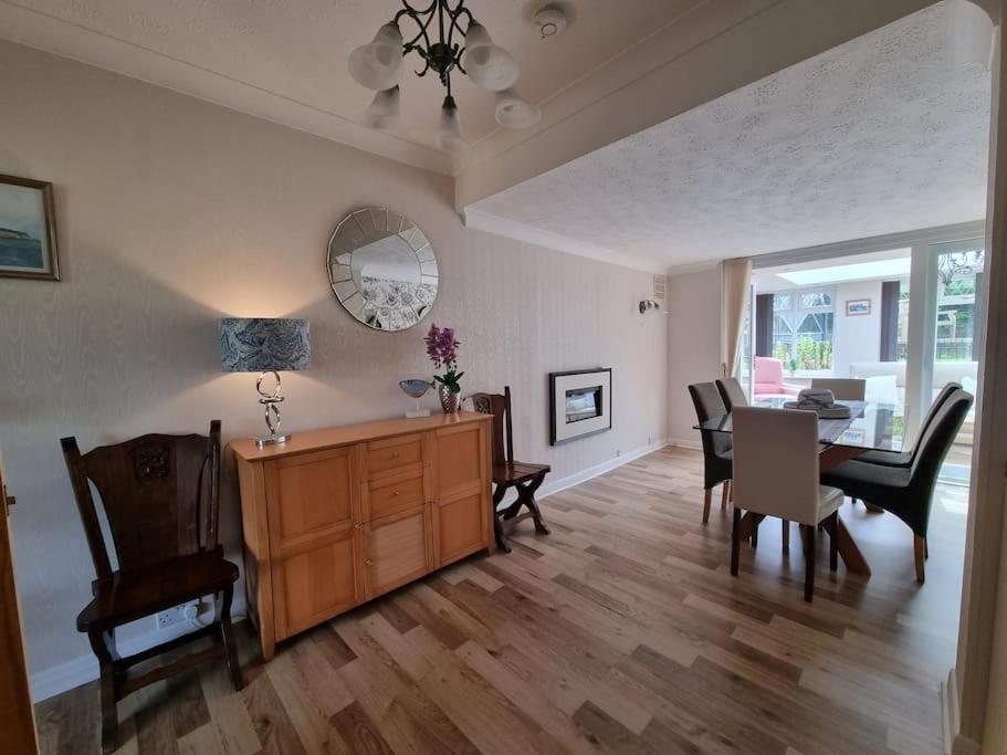 Charming Coastal Bungalow Cayton Zewnętrze zdjęcie